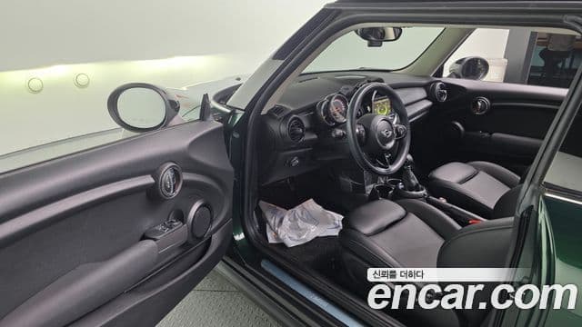 Mini Cooper D 3세대, 2016 11