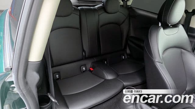 Mini Cooper D 3세대, 2016 12