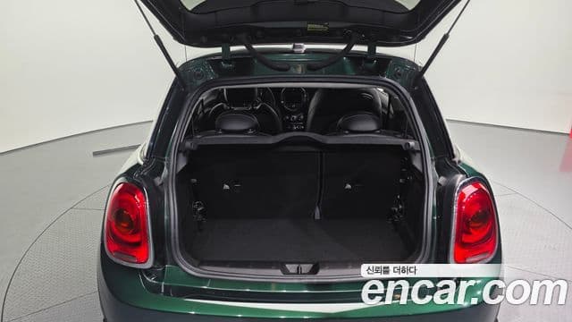 Mini Cooper D 3세대, 2016 20