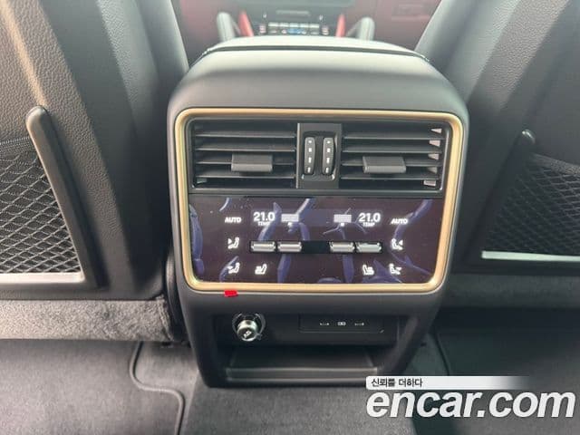 Porsche Cayenne (PO536) 3.0 купе, 2025 8