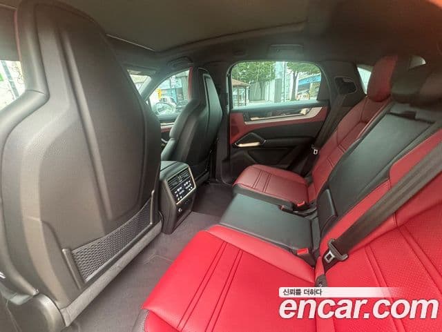 Porsche Cayenne (PO536) 3.0 купе, 2025 9