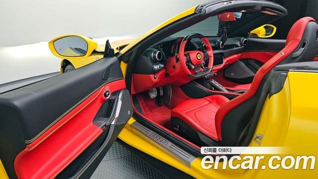 Ferrari 포르토피노 M 3.9 V8, 2023 10