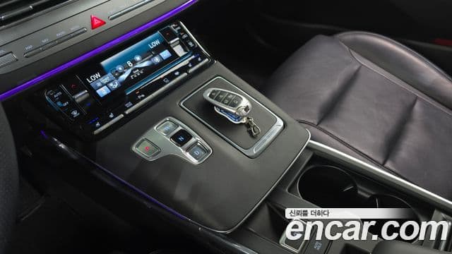 Hyundai The / новый New Grandeur IG гибрид Calligraphy, 2022 9