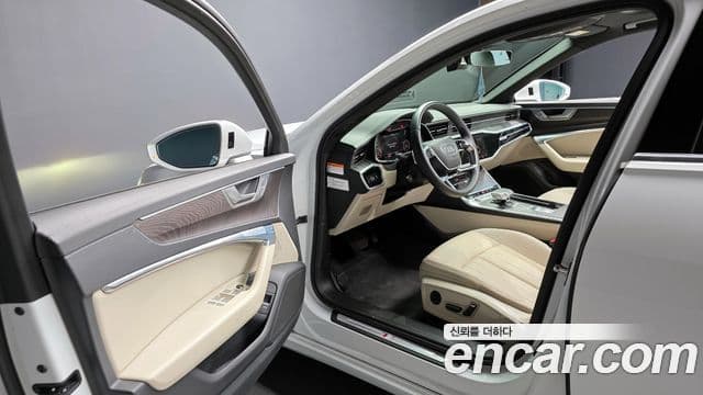 Audi A6 (C8) Premium, 2023 10