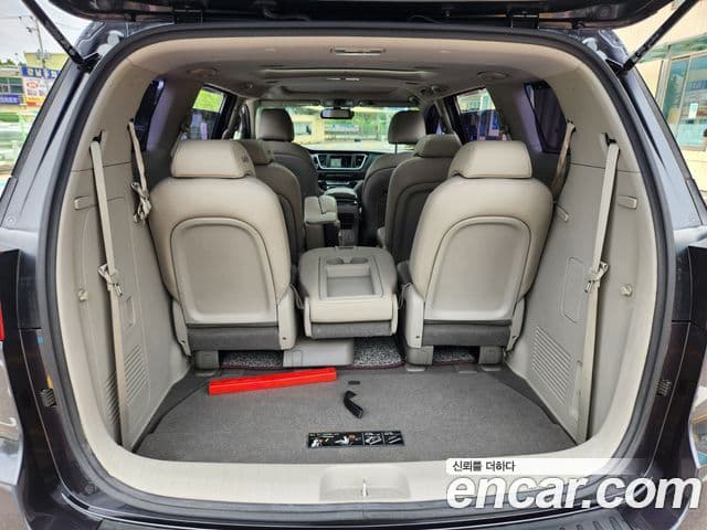 Kia The / новый New Carnival Prestige, 2019 все фото