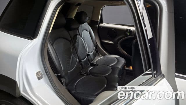 Mini Cooper Countryman 1세대, 2011 12