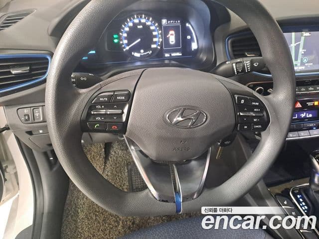 Hyundai Ioniq гибрид, 2016 9