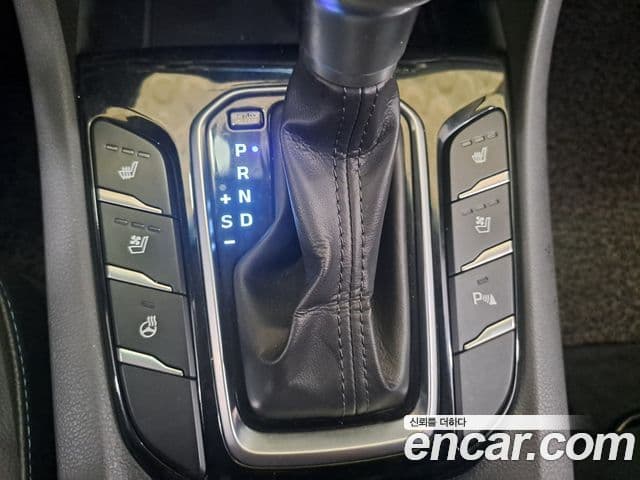 Hyundai Ioniq гибрид, 2016 12