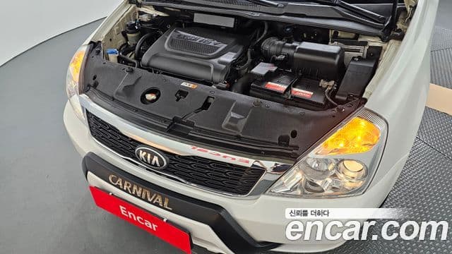 Kia Carnival R Premium, 2014 6