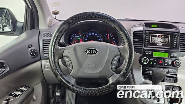 Kia Carnival R Premium, 2014 13