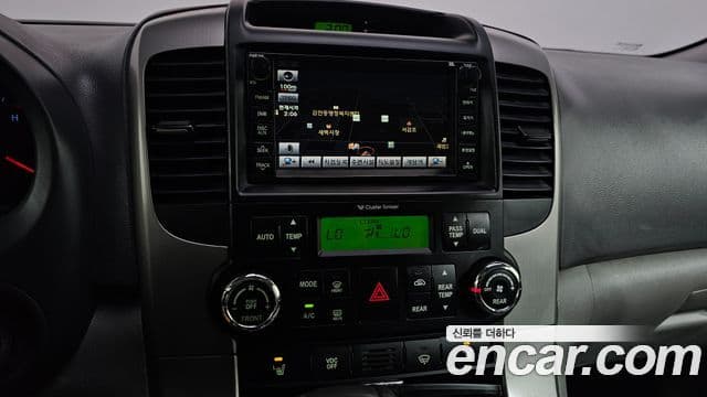 Kia Carnival R Premium, 2014 14