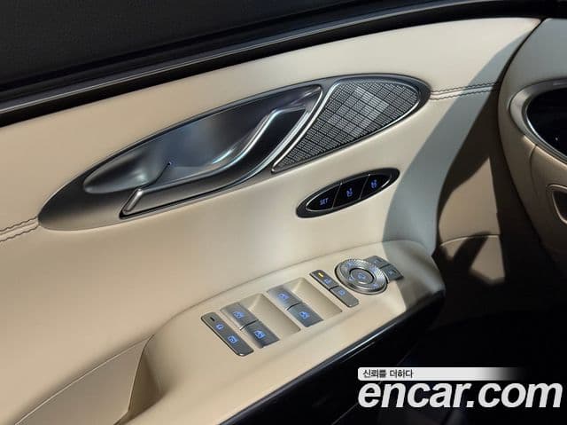 Genesis GV70, 2025 10