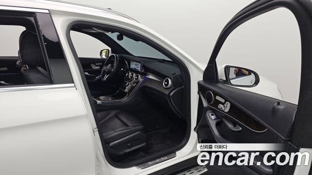 Mercedes-Benz GLC-класс X253 GLC300 4MATIC, 2020 11