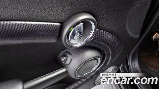 Mini Cooper S 2세대, 2012 17