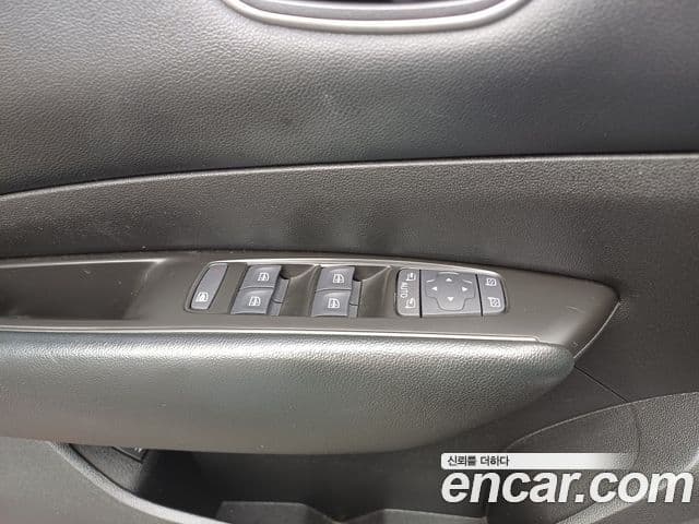 Renault Korea(Samsung) SM6 2.0 LPe SE (для людей с инвалидностью), 2016 13