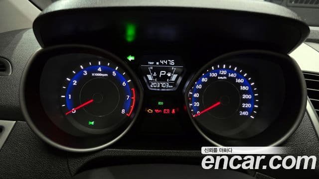 Hyundai The / новый New Avante Style, 2014 8