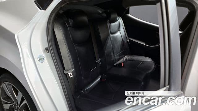 Hyundai The / новый New Avante Style, 2014 12