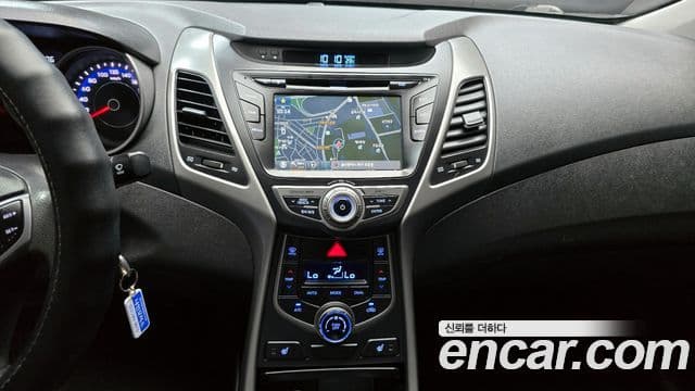 Hyundai The / новый New Avante Style, 2014 16