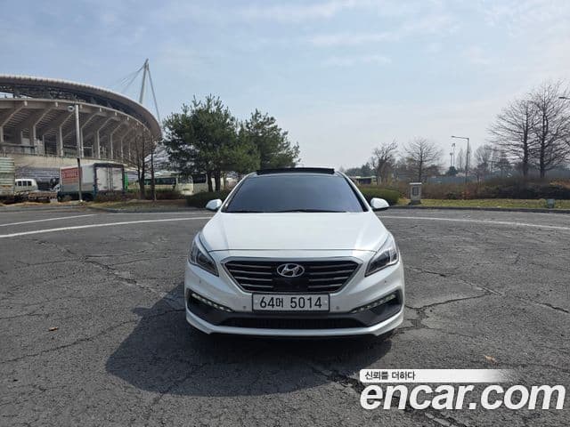 Hyundai LF Sonata Exclusive, 2016 1