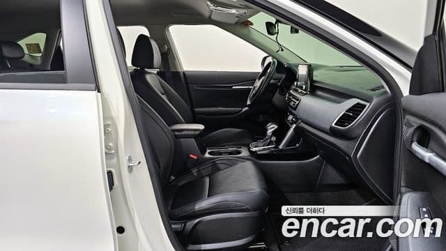 Kia Seltos Trendy, 2020 10