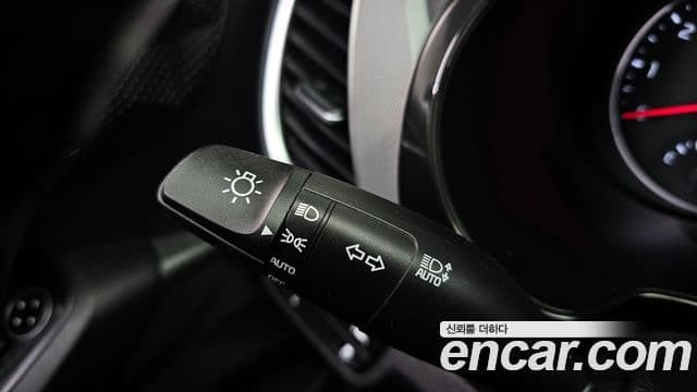 Kia Seltos Trendy, 2020 18