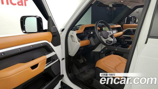 Land Rover Defender (L663) 110 D300 HSE, 2023 10