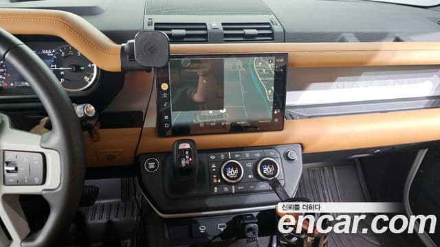 Land Rover Defender (L663) 110 D300 HSE, 2023 14