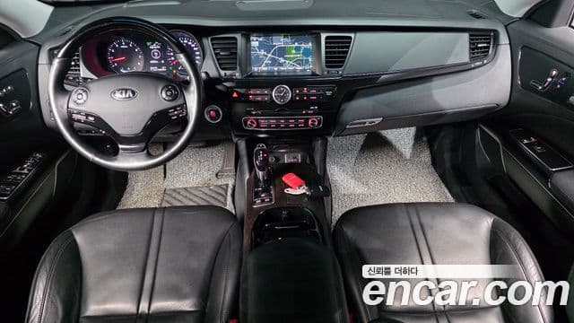 Kia K9 Special, 2013 7