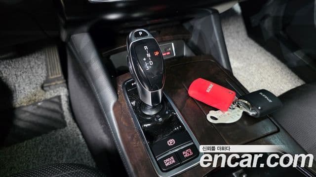 Kia K9 Special, 2013 9