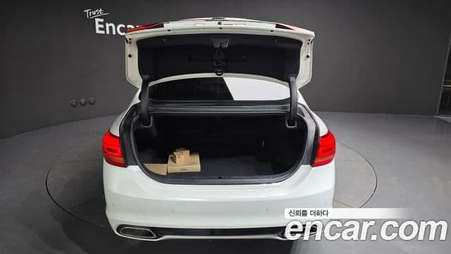 Kia K9 Special, 2013 20