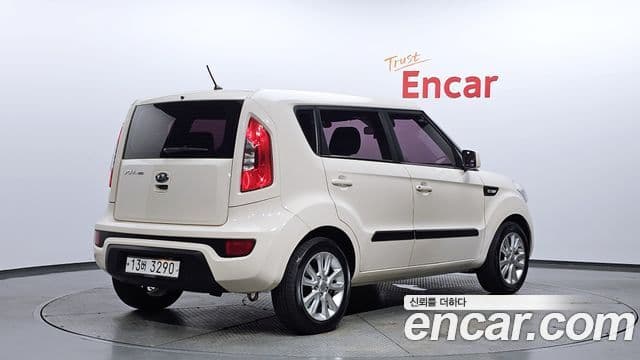 Kia Soul 빌트인캠2 — базовая версия - Built-in Cam 2, 2012 2