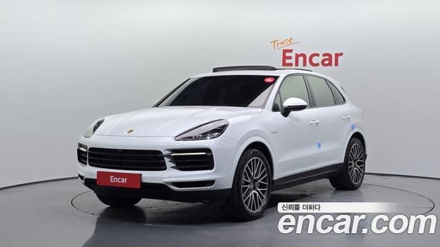 Porsche Cayenne (PO536) 3.0 E-гибрид, 2020 1