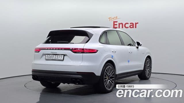 Porsche Cayenne (PO536) 3.0 E-гибрид, 2020 2