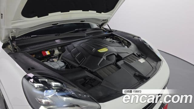 Porsche Cayenne (PO536) 3.0 E-гибрид, 2020 6