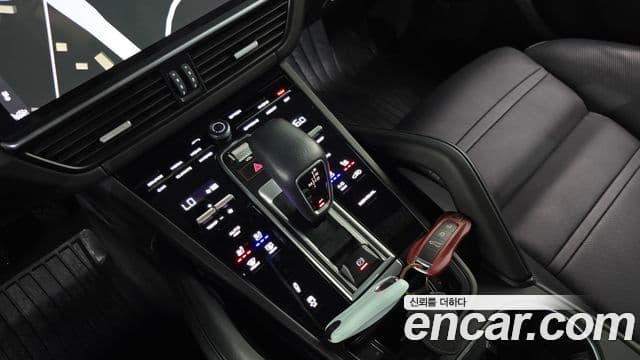 Porsche Cayenne (PO536) 3.0 E-гибрид, 2020 9