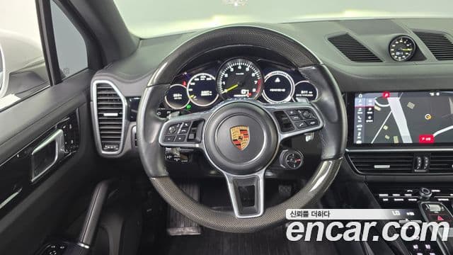 Porsche Cayenne (PO536) 3.0 E-гибрид, 2020 13