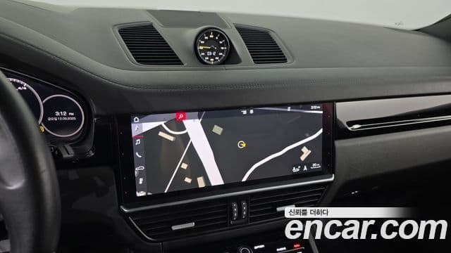 Porsche Cayenne (PO536) 3.0 E-гибрид, 2020 14