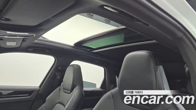 Porsche Cayenne (PO536) 3.0 E-гибрид, 2020 19