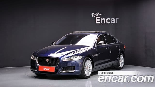 Jaguar XF (X260) 30d Portfolio, 2017 1