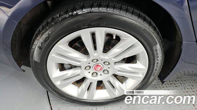 Jaguar XF (X260) 30d Portfolio, 2017 все фото