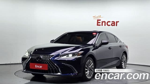 Lexus ES300h 7세대 Luxury Plus, 2023 1