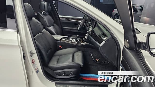 BMW 5시리즈 (F10), 2011 12