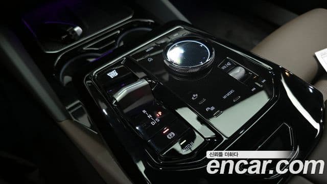 BMW 5시리즈 (G60) 520i M Sport, 2024 9