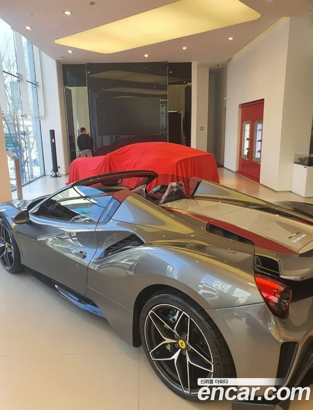 Ferrari 488 피스타 3.9 Spyder, 2020 4