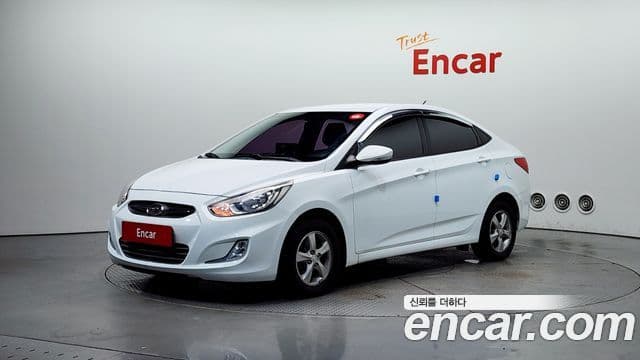 Hyundai Accent(новый кузов / новое поколение) Modern, 2015 1