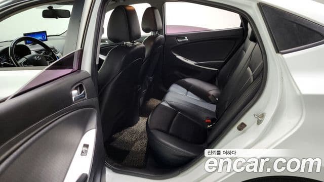 Hyundai Accent(новый кузов / новое поколение) Modern, 2015 11