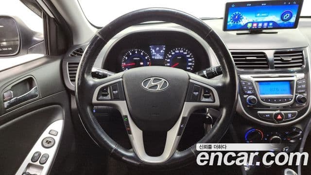 Hyundai Accent(новый кузов / новое поколение) Modern, 2015 16