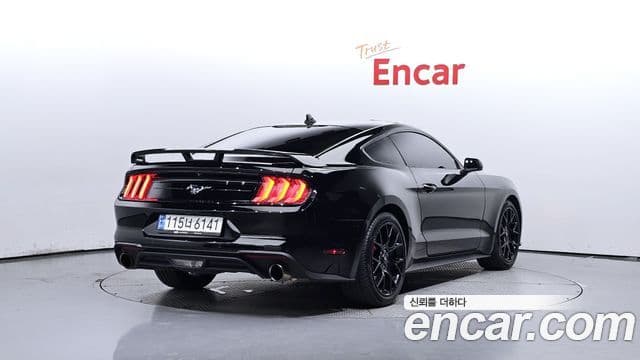 Ford Mustang купе, 2021 2