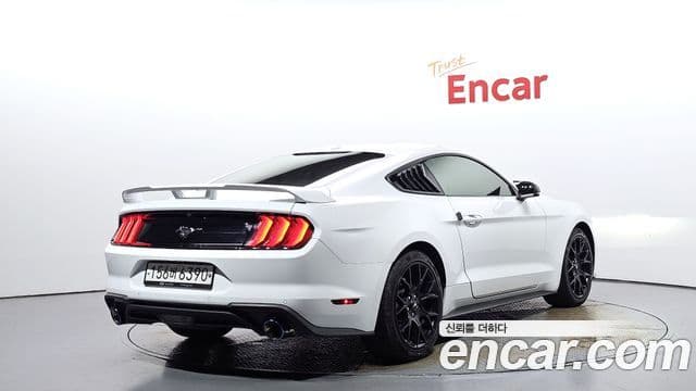 Ford Mustang купе, 2019 2