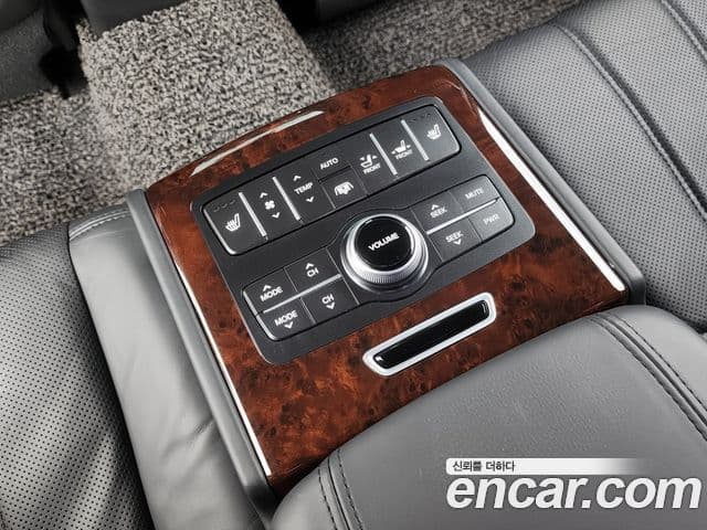 Hyundai Equus(новый кузов / новое поколение) Prime, 2012 19